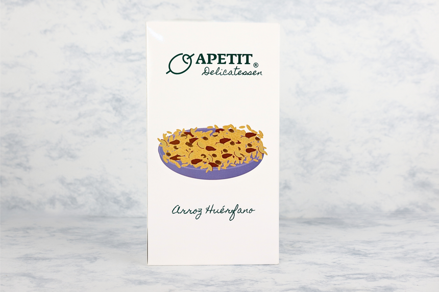 Arroz Huérfano con Piñones, Almendras y Chicharrón