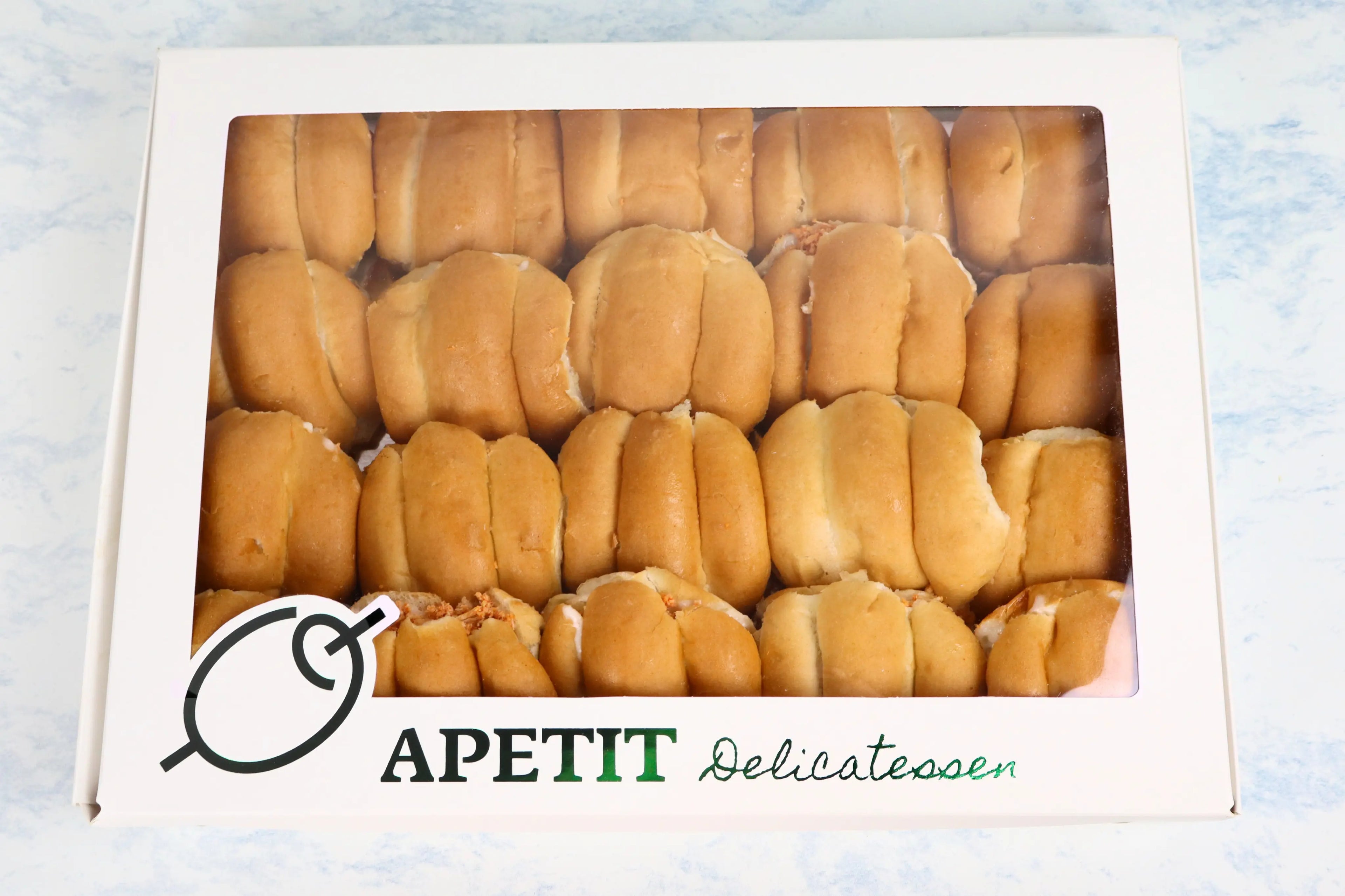 Caja con 20 Teleritas de Pollo Buffalo APETIT Catering & Store