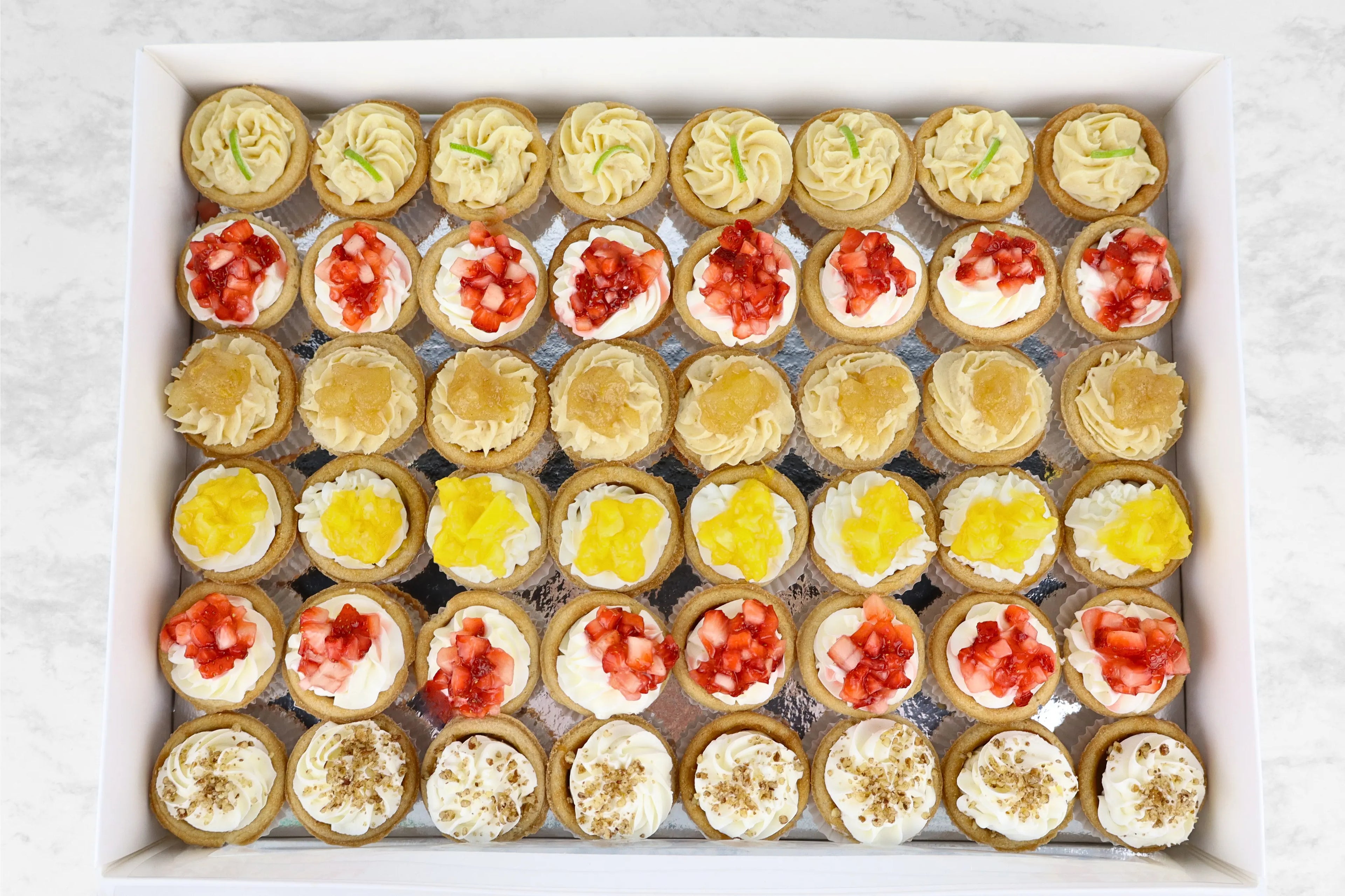 Caja con 48 Mini Pays de Fruta Regalos