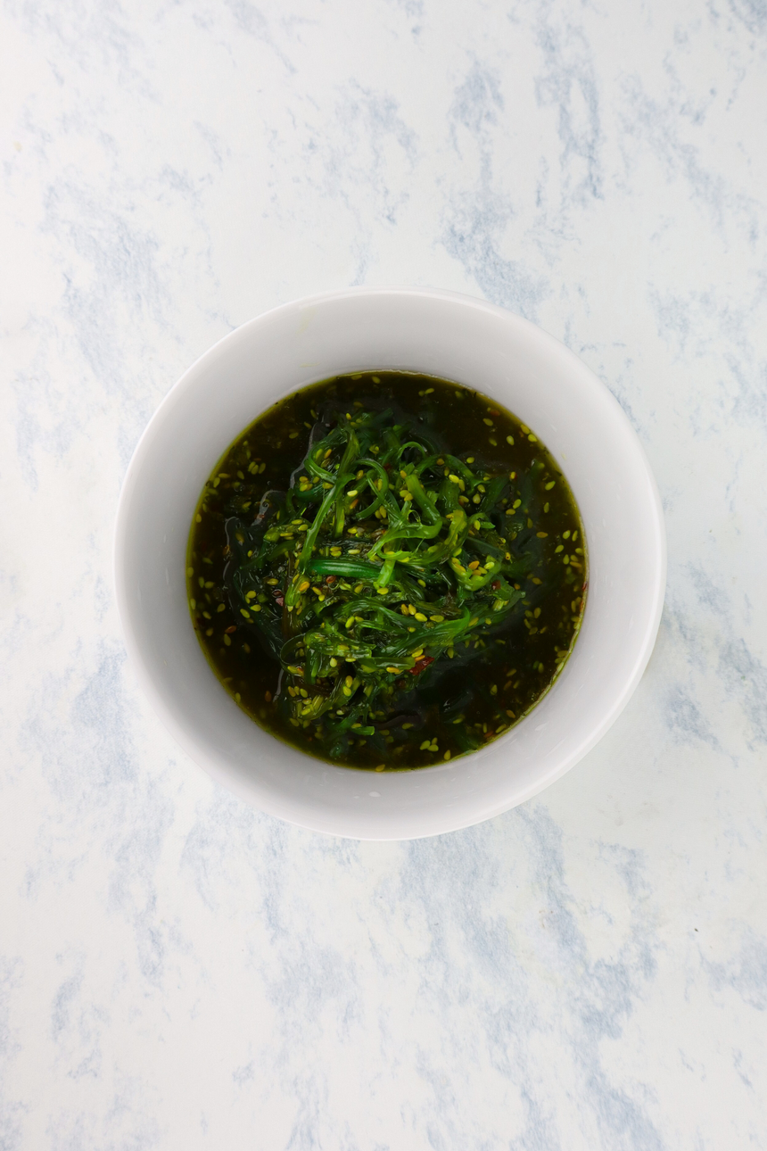 Alga con Vinagreta de Ajonjolí