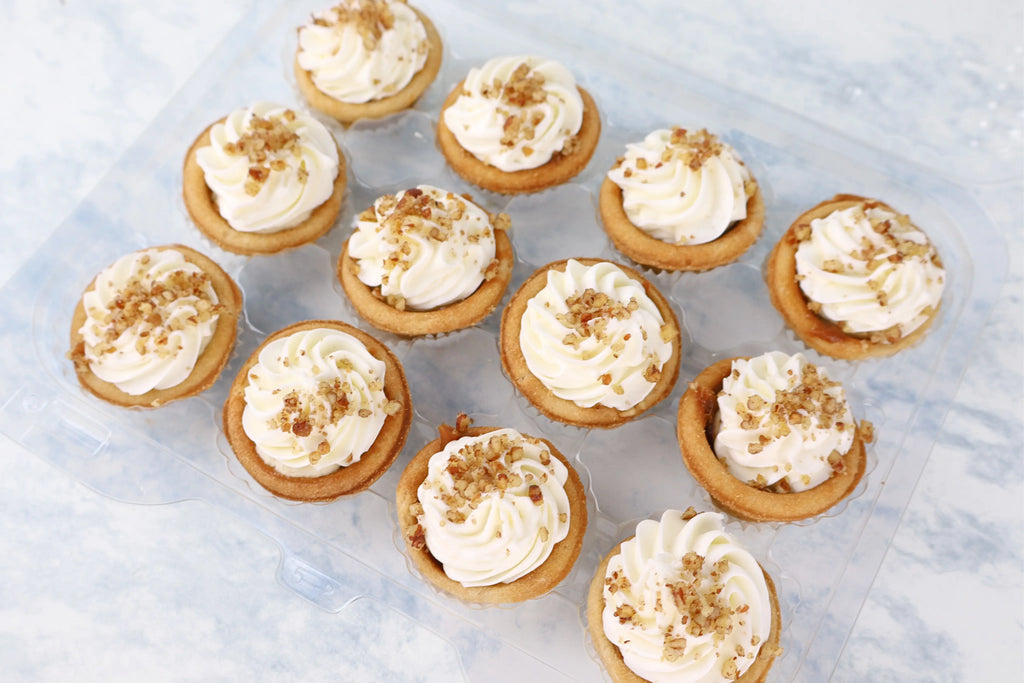 Mini Pays de Plátano con Cajeta y Nuez Reposteria