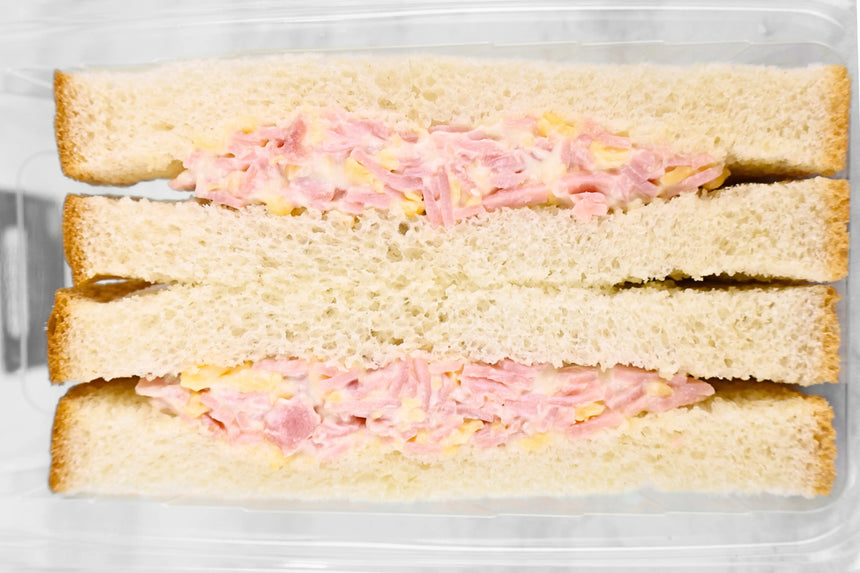 Sandwich de Jamón y Queso Amarillo con jalapeños Sandwichitos