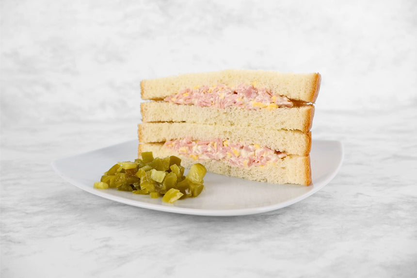 Sandwich de Jamón y Queso Amarillo con jalapeños Sandwichitos