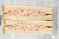 Sandwich de Jamón, Tocino y Pimiento Rojo con jalapeños Sandwichitos