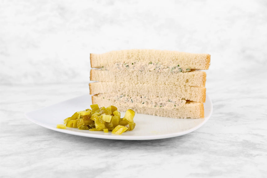 Sandwich de Pollo a las Finas Hierbas con jalapeños Sandwichitos